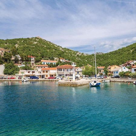 Cozy Apartment In Starigrad With House Sea View 외부 사진